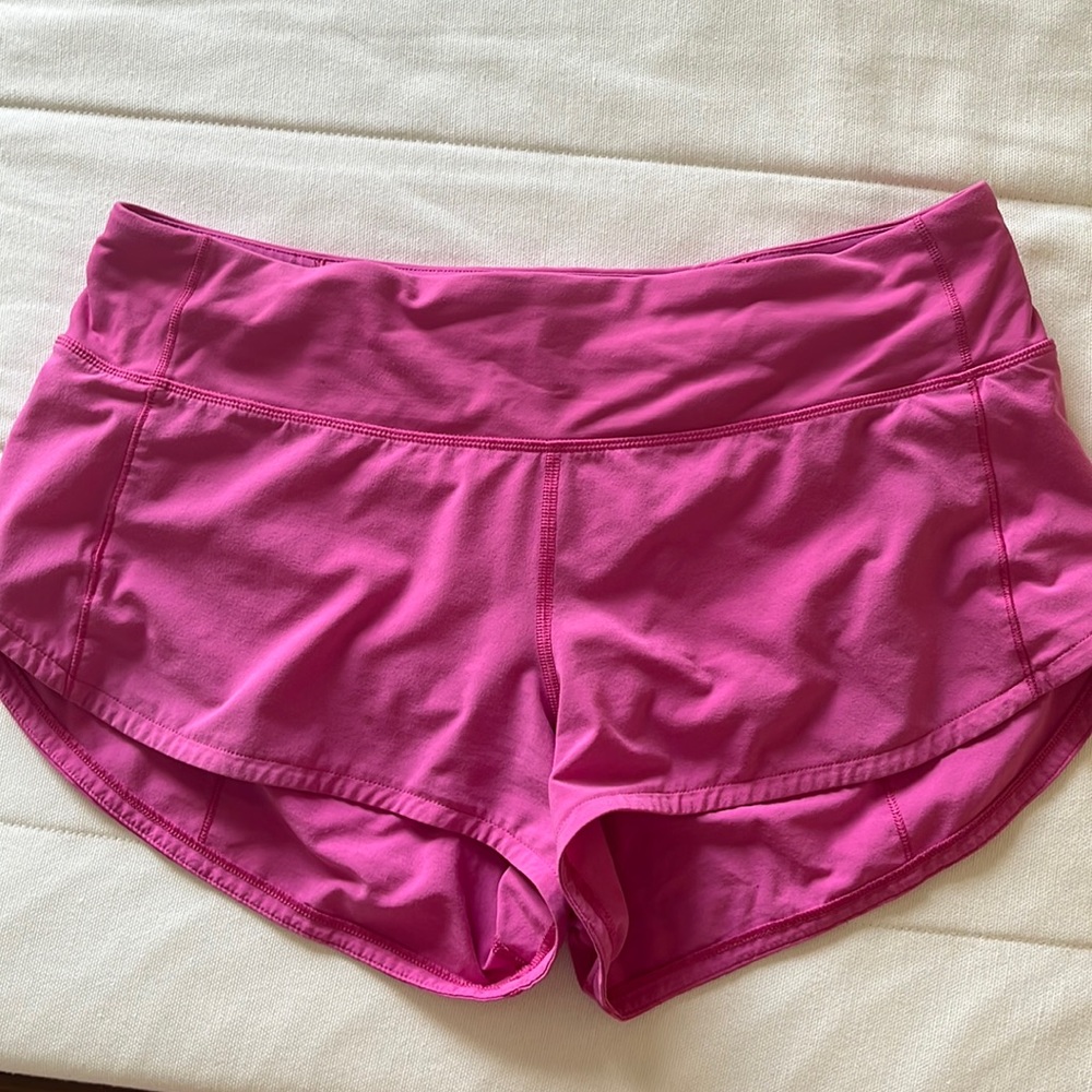 size 6. lululemon sonic pink speed ups